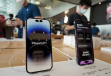 Global Smartphone Market Rebounds with 4% Sales Growth in 2024